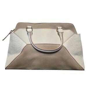 Elegant Cream and Tan Shoulder Bag